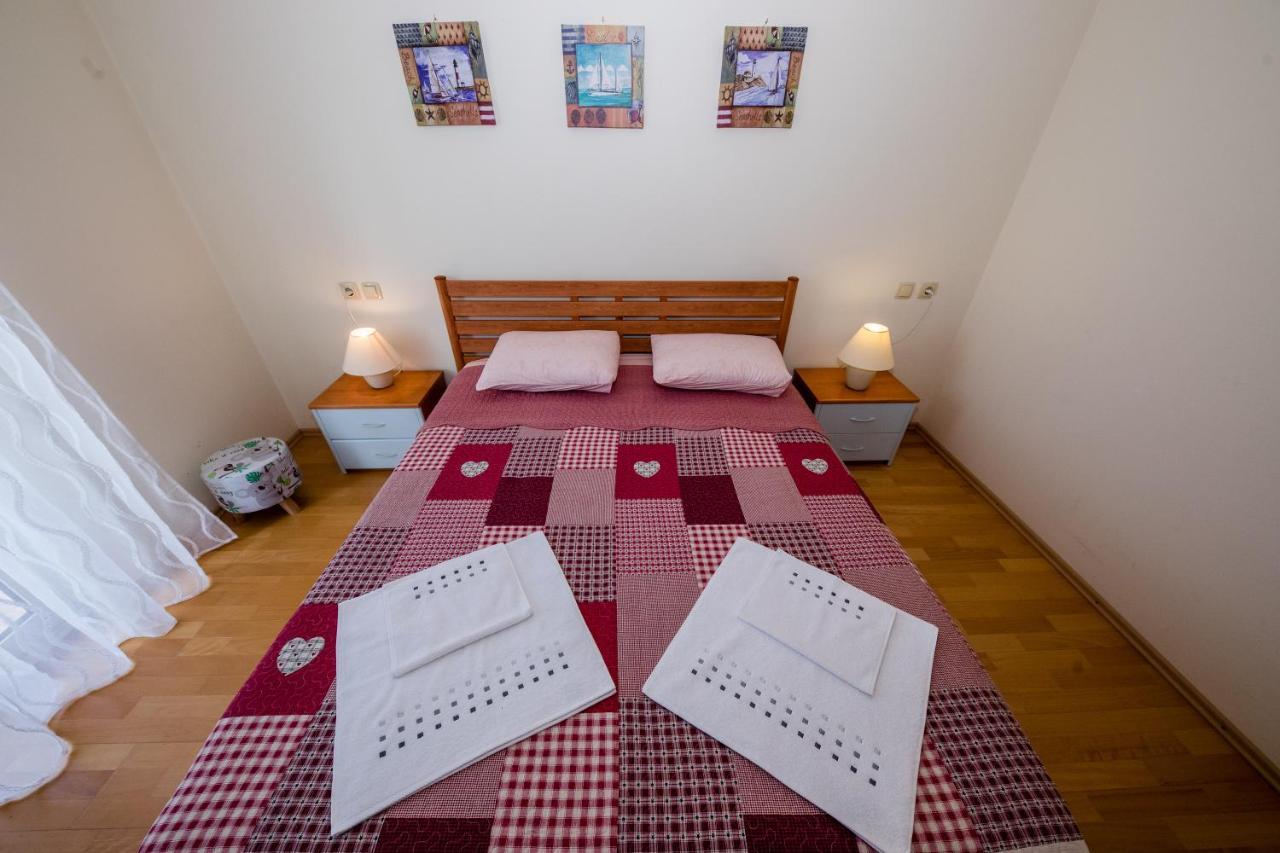 Nikolina Rab Apartments Rab Town Ngoại thất bức ảnh